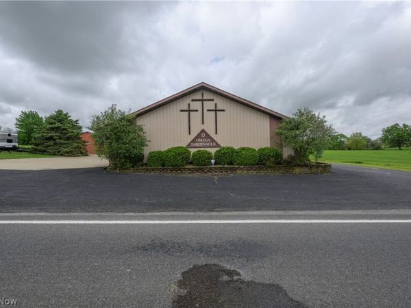2587 Alabama Avenue SW, Dalton, OH 44618