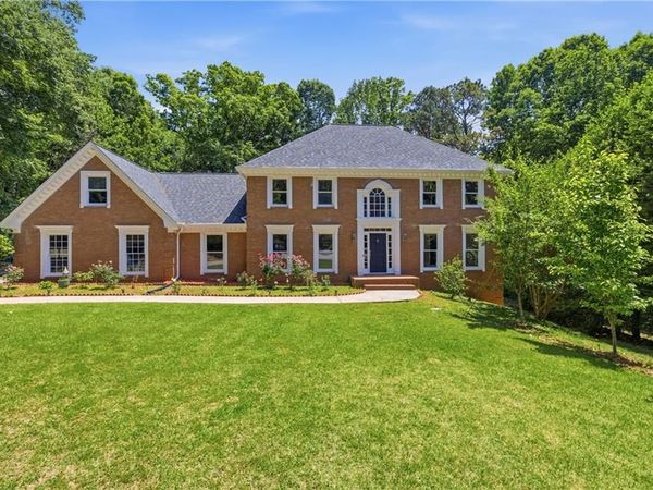 1561 Barrington View , Stone Mountain, GA 30087
