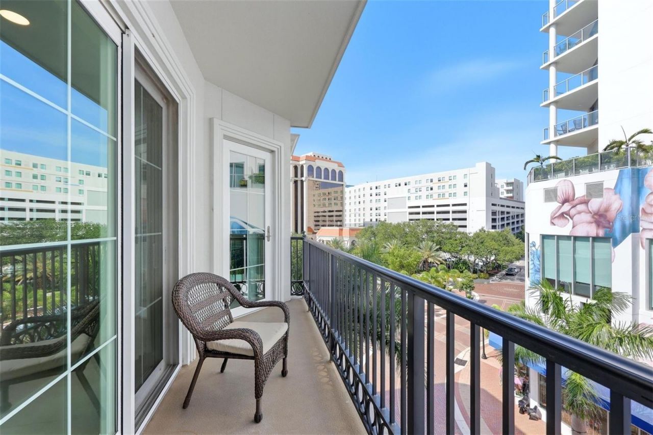1500 State Street, Unit 403, Sarasota, FL 34236 Photo