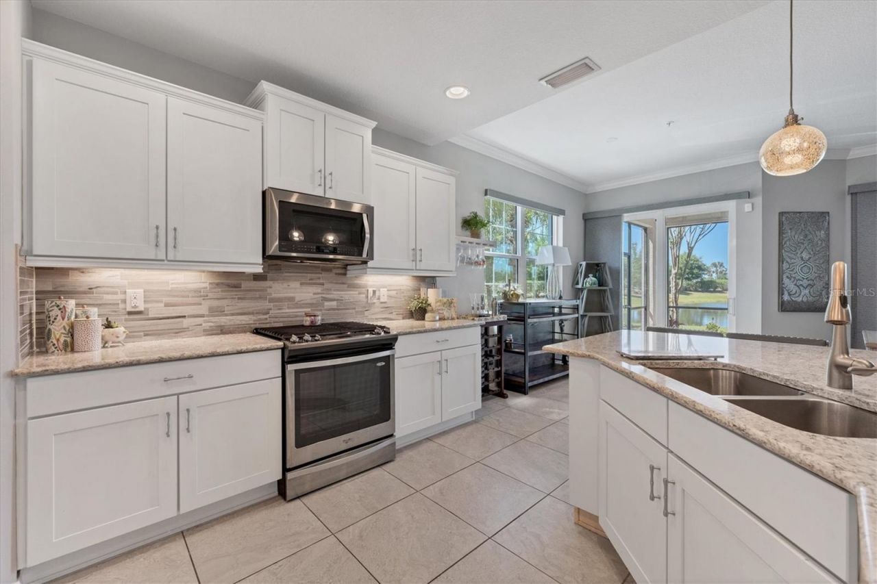 7564 Divot Loop , Bradenton, FL 34202 Photo