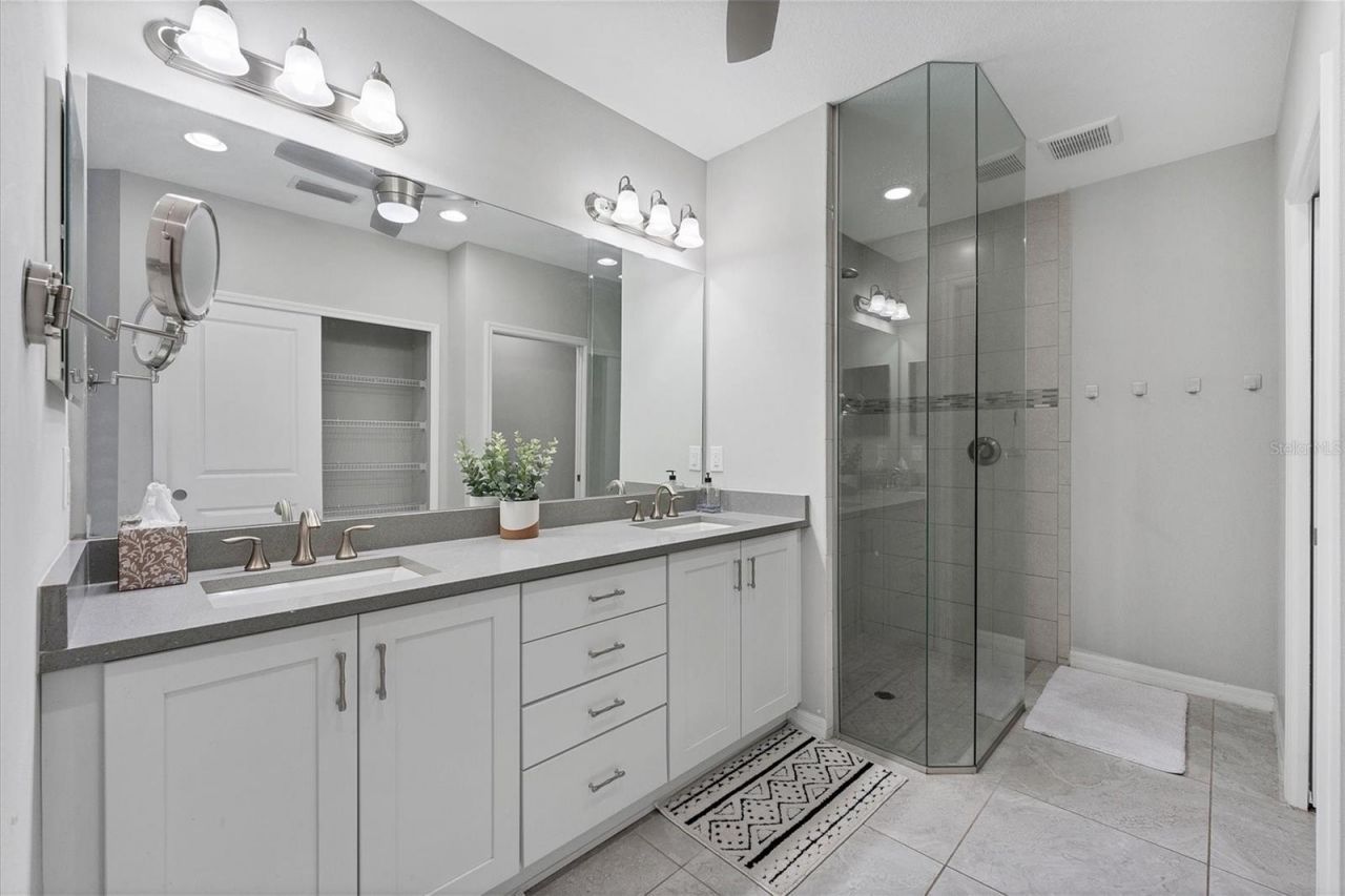 7564 Divot Loop , Bradenton, FL 34202 Photo