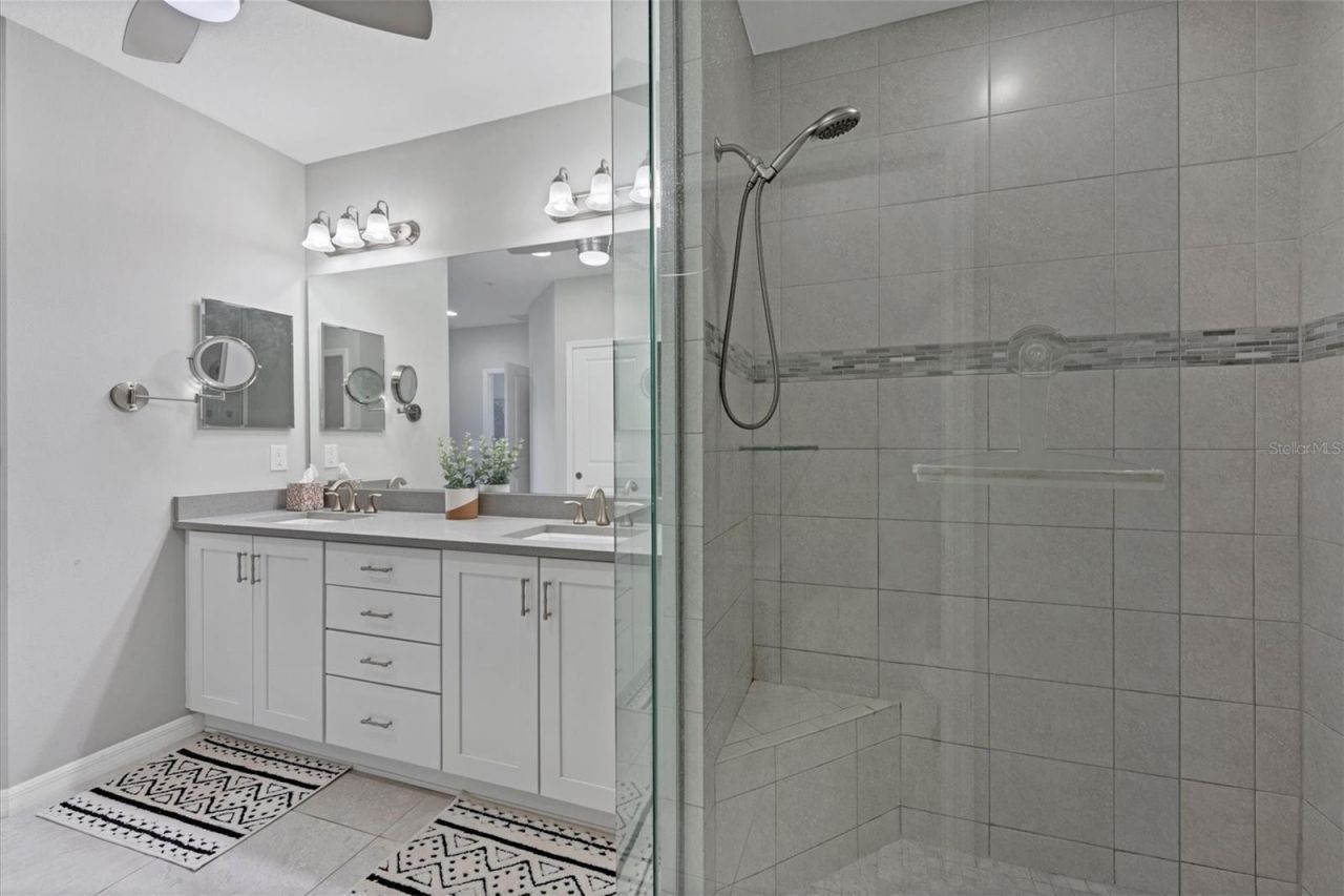 7564 Divot Loop , Bradenton, FL 34202 Photo