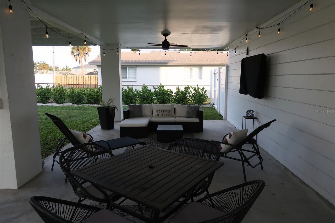5945 Venetian Boulevard Ne, Saint Petersburg, FL 33703 Photo