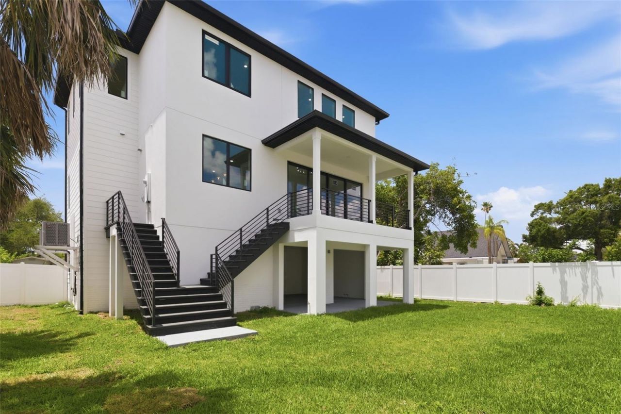 4019 Harrisburg Street Ne, Saint Petersburg, FL 33703 Photo