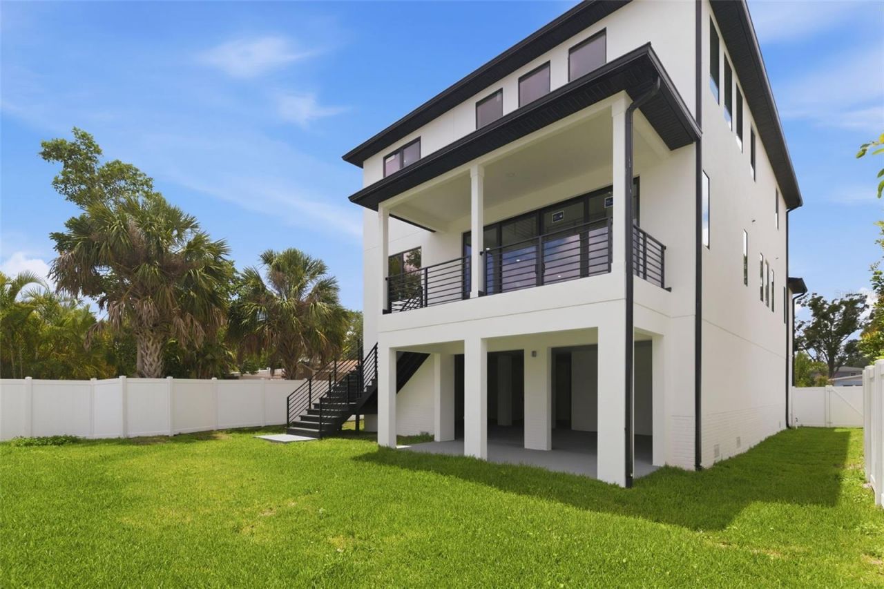 4019 Harrisburg Street Ne, Saint Petersburg, FL 33703 Photo