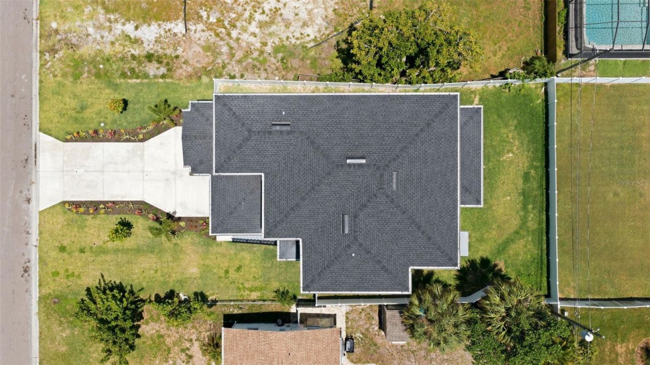 4019 Harrisburg Street Ne, Saint Petersburg, FL 33703 Photo