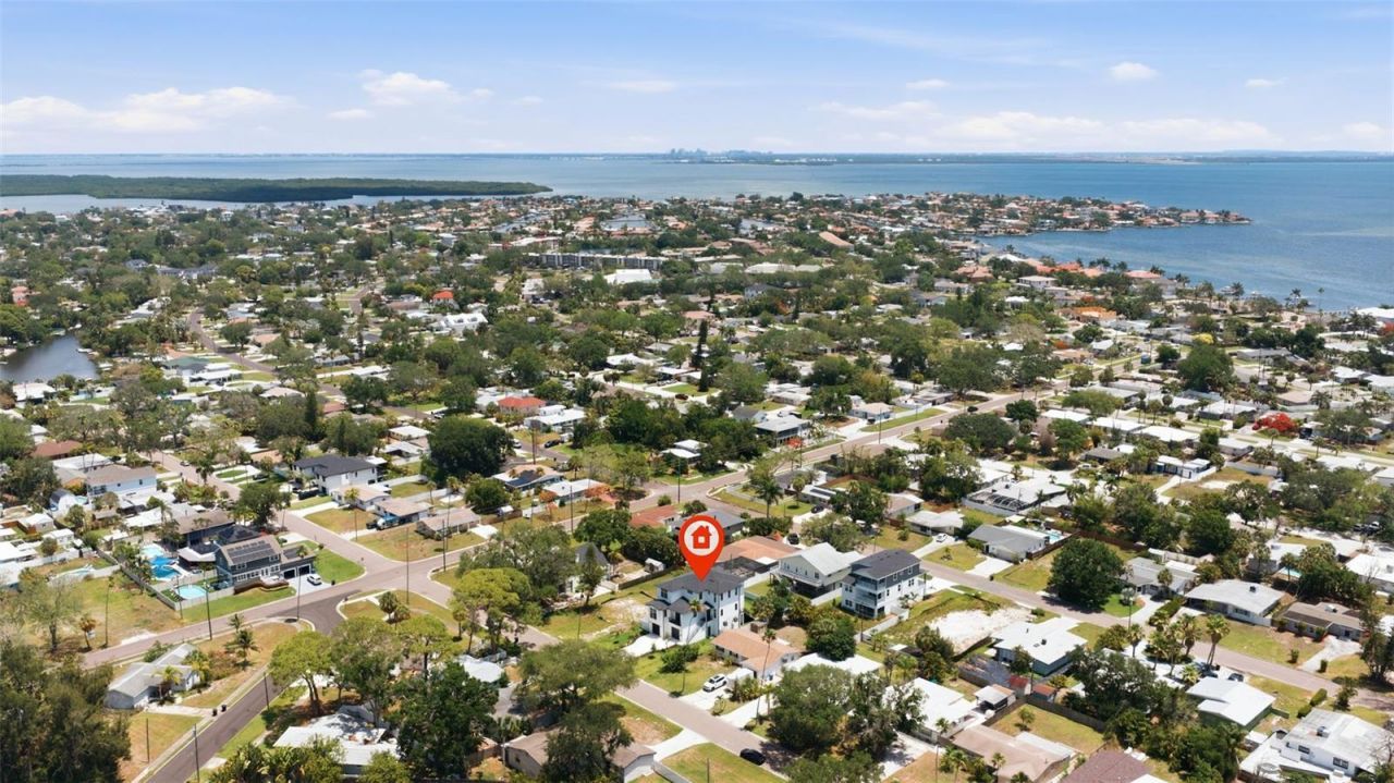 4019 Harrisburg Street Ne, Saint Petersburg, FL 33703 Photo