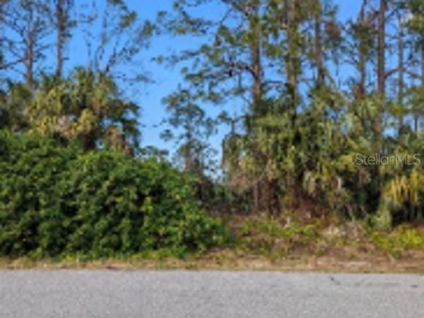 LONGBOW AVENUE , NORTH PORT, FL 34288