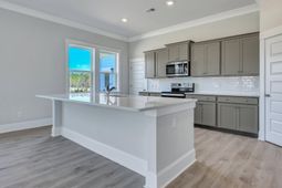 114 Coastline Street photo 4