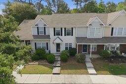 464 Doane Way photo 4