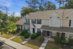 464 Doane Way photo 4