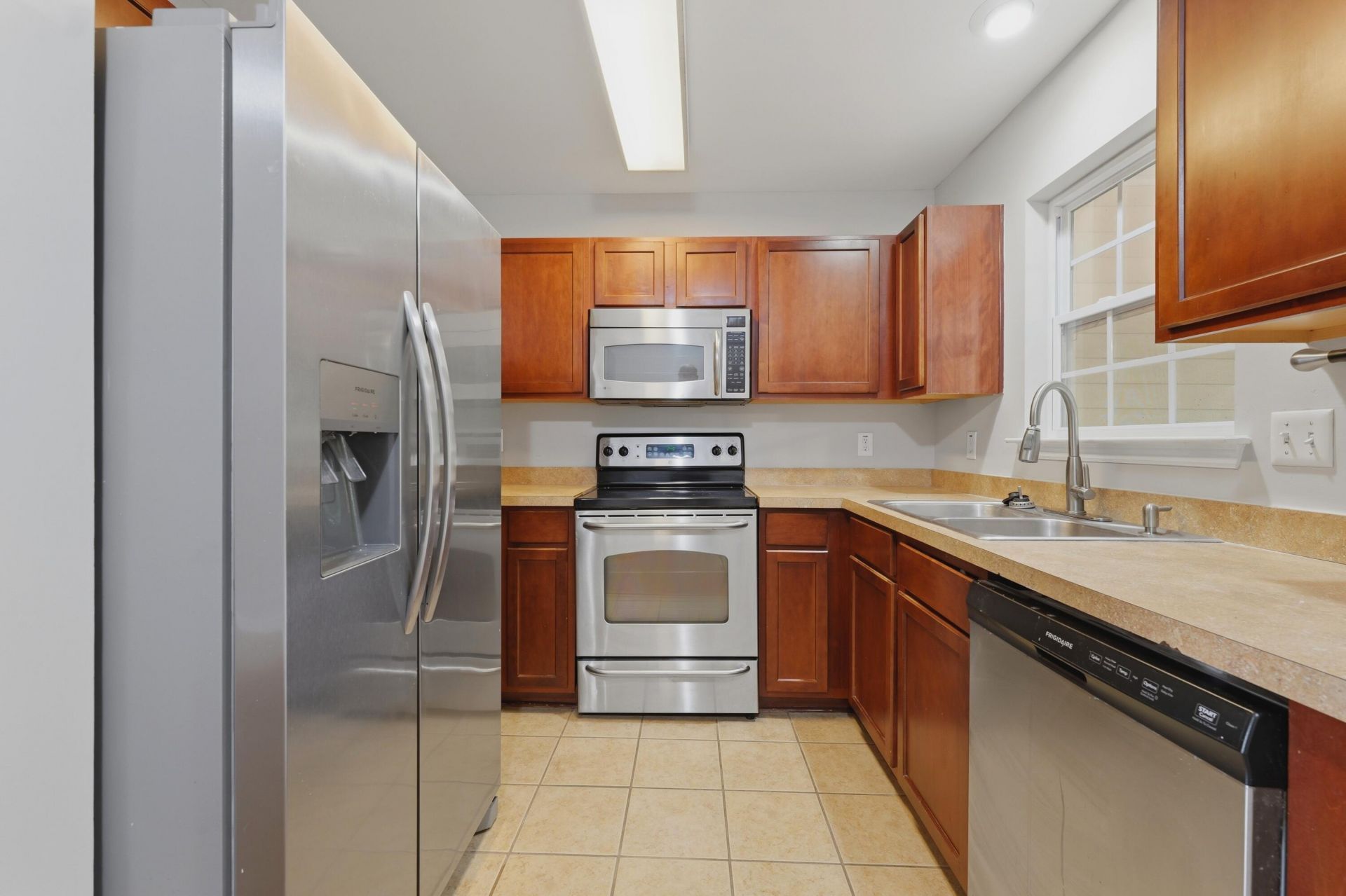 464 Doane Way Photo 9