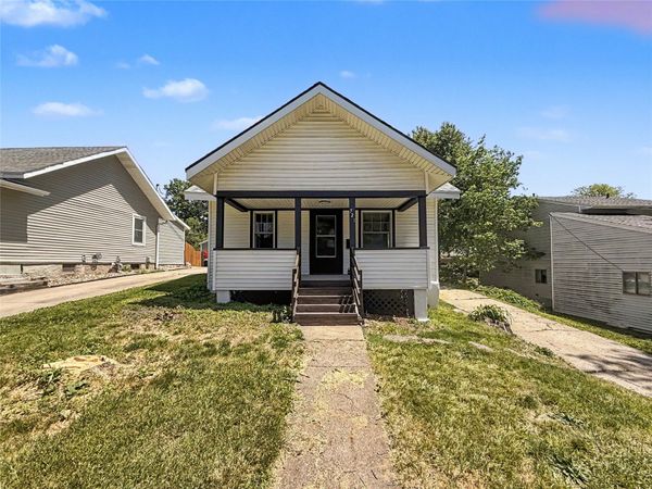 721 27th Street, Des Moines, IA 50312