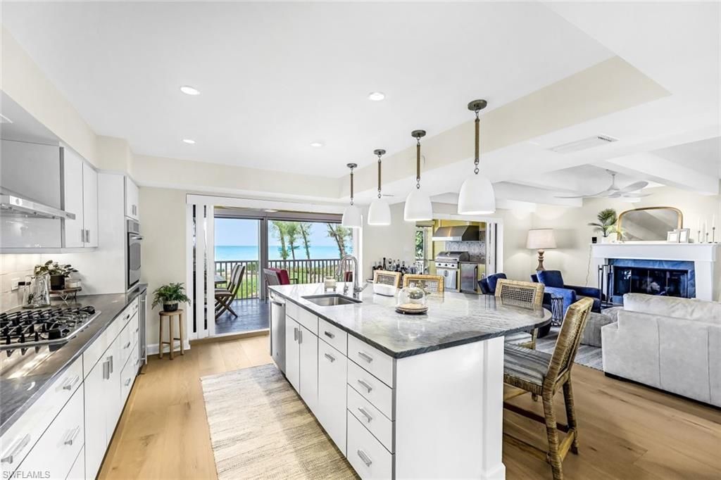 1 Sunset Captiva Ln, Captiva, FL 33924 Photo