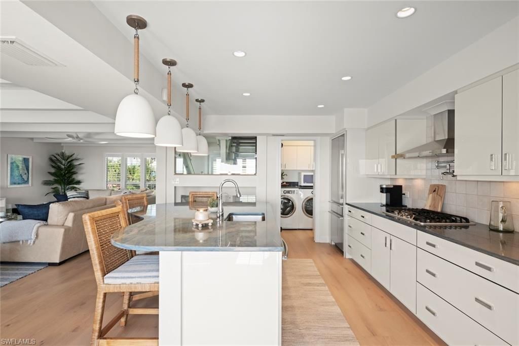 1 Sunset Captiva Ln, Captiva, FL 33924 Photo