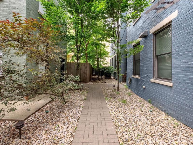 1509 Pleasant Street, Unit 151, Cincinnati, OH 45202 Photo 9
