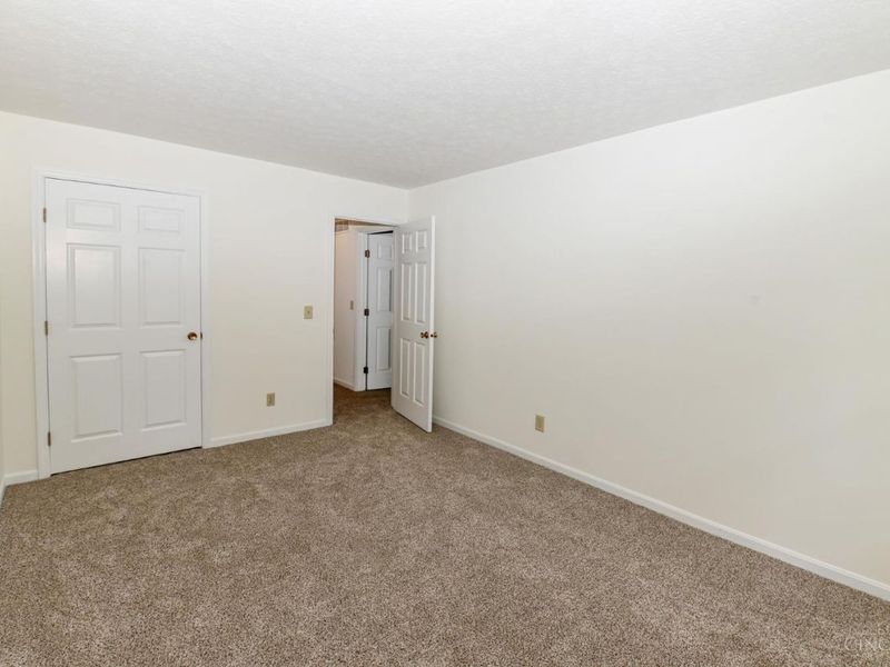 11528 Symmes Gate Lane, Symmes Township, OH 45249 Photo 14
