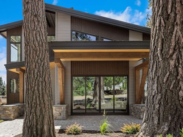 1565 NW Galveston Avenue, Bend, OR 97703