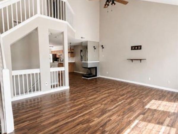 17 Georgetown Court, Dearborn, MI 48126