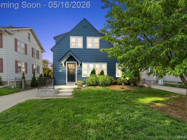 329 E Lawrence Avenue, Royal Oak, MI 48073