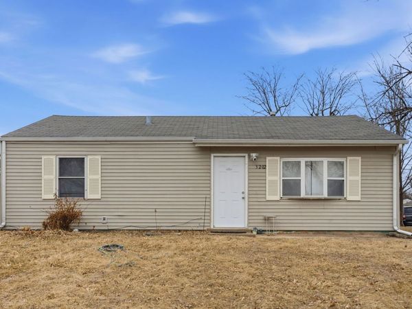 3202 W 67th Street, Davenport, IA 52806
