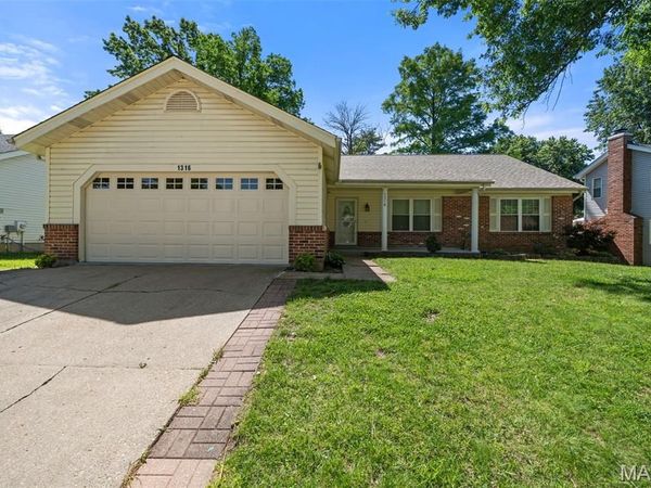 1316 Westbrooke Terrace Drive , Ballwin, MO 63021
