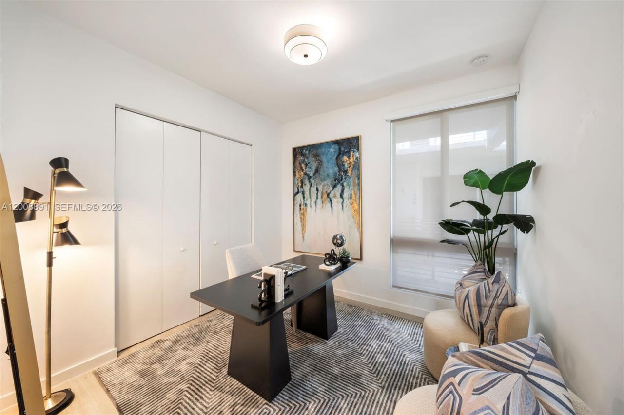 545 SW 11th St , Unit 308, Miami, FL 33129 Photo