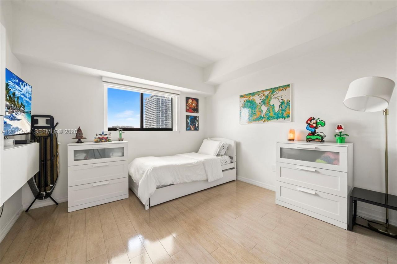 460 NE 28th St , Unit 2405, Miami, FL 33137 Photo