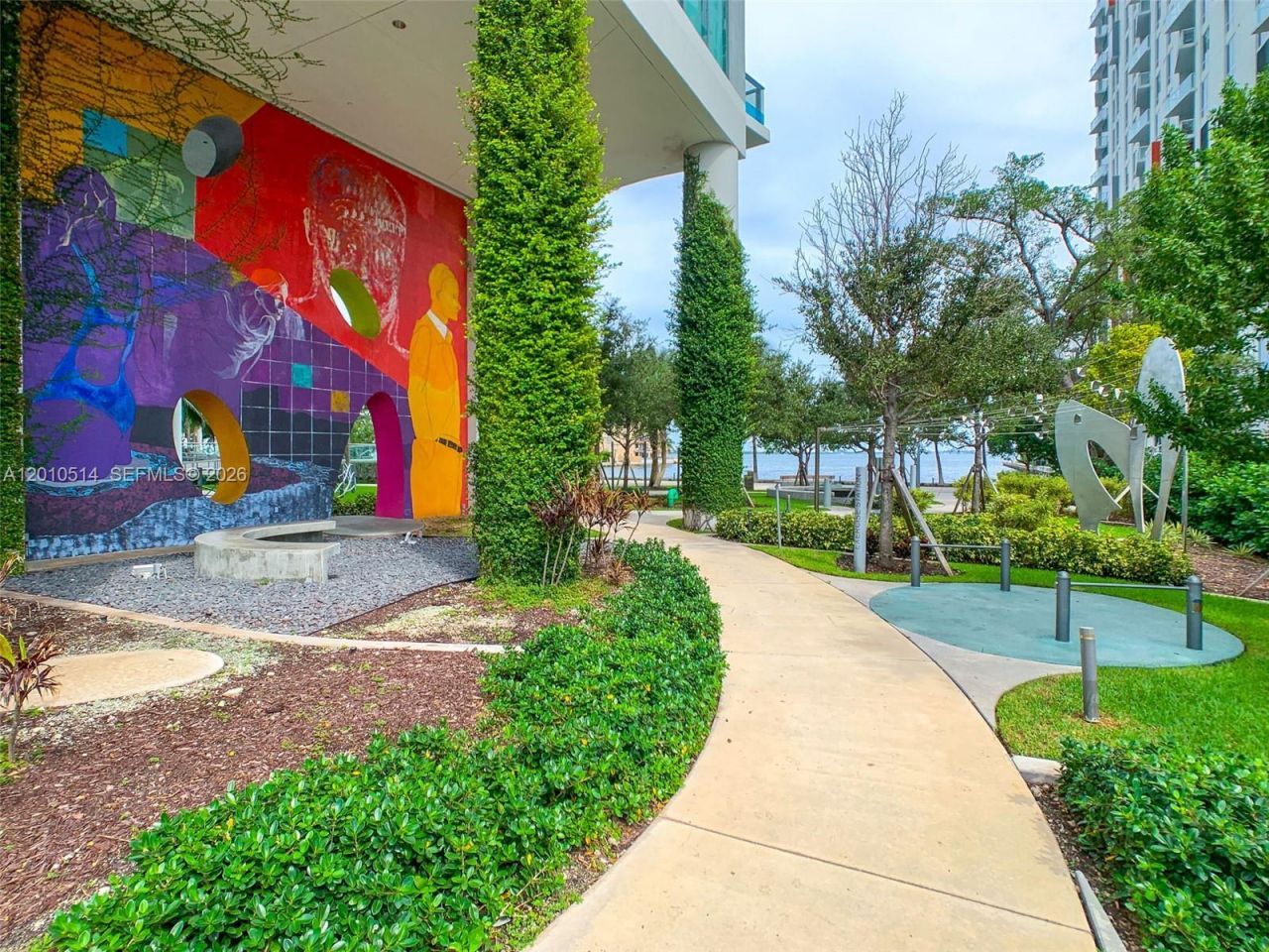 460 NE 28th St , Unit 2405, Miami, FL 33137 Photo