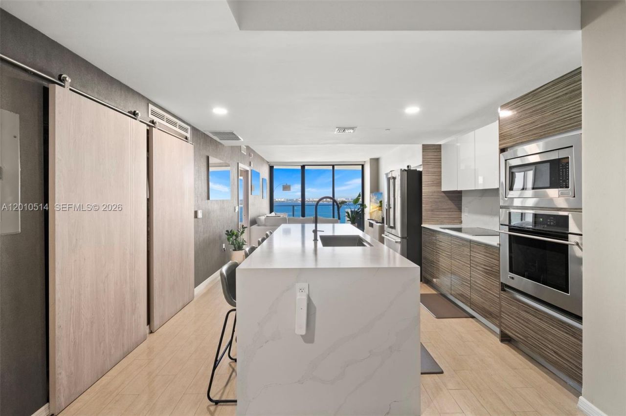 460 NE 28th St , Unit 2405, Miami, FL 33137 Photo
