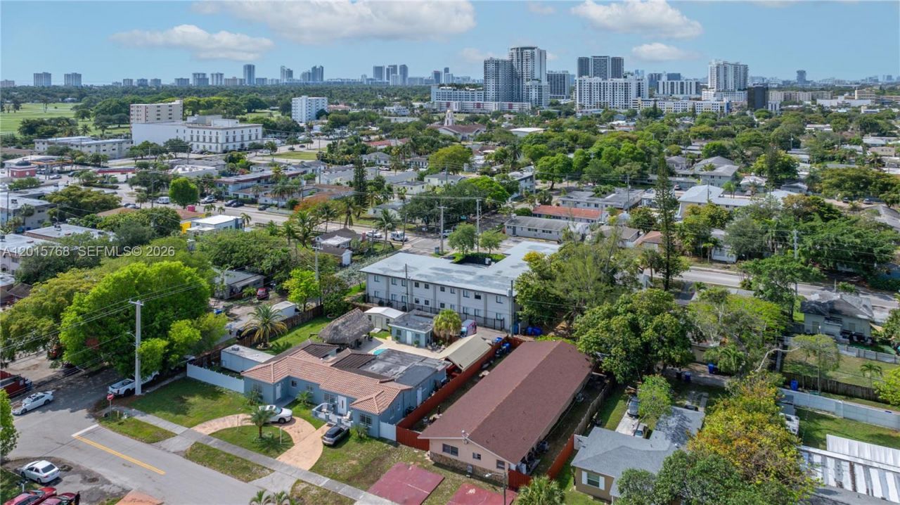 1916 - 1918 Grant Street , Hollywood, FL 33020 Photo