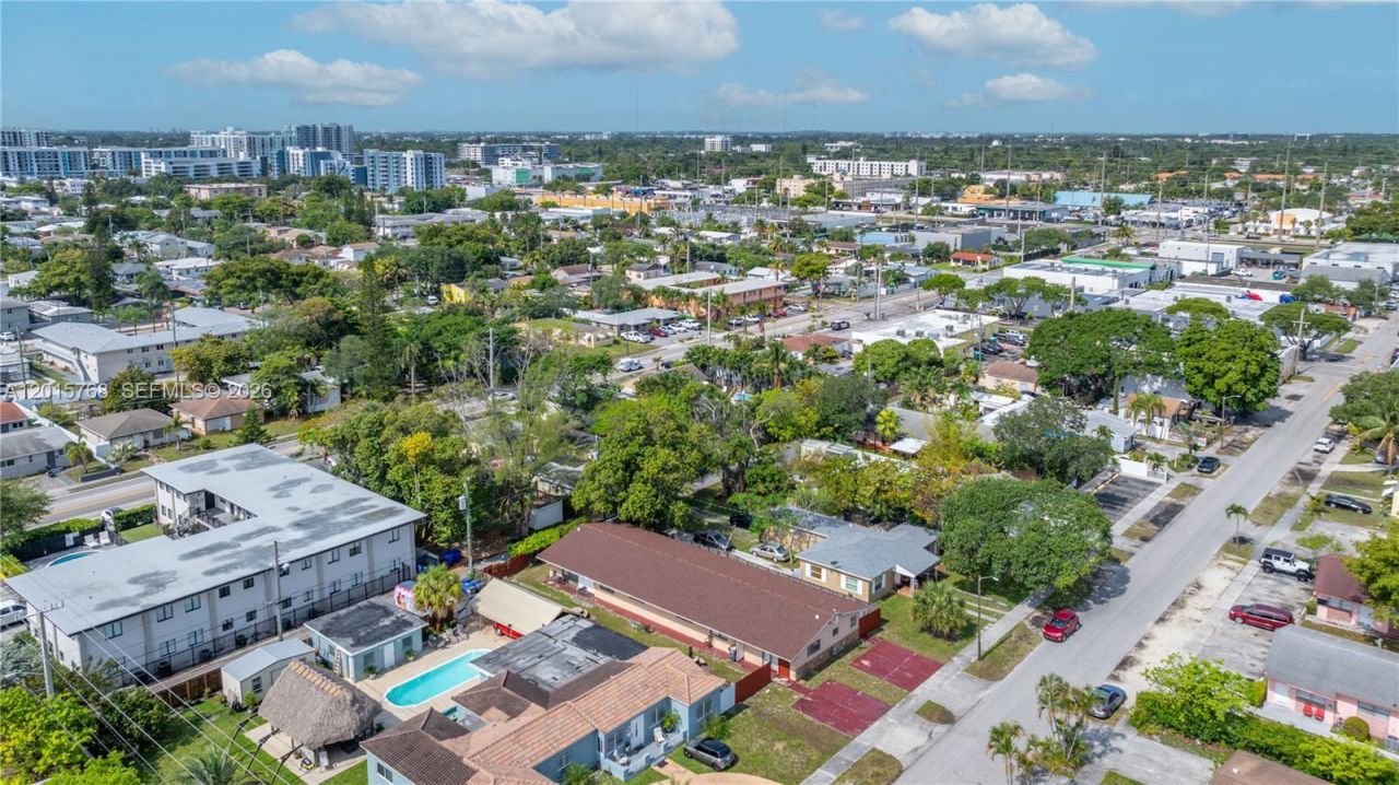 1916 - 1918 Grant Street , Hollywood, FL 33020 Photo