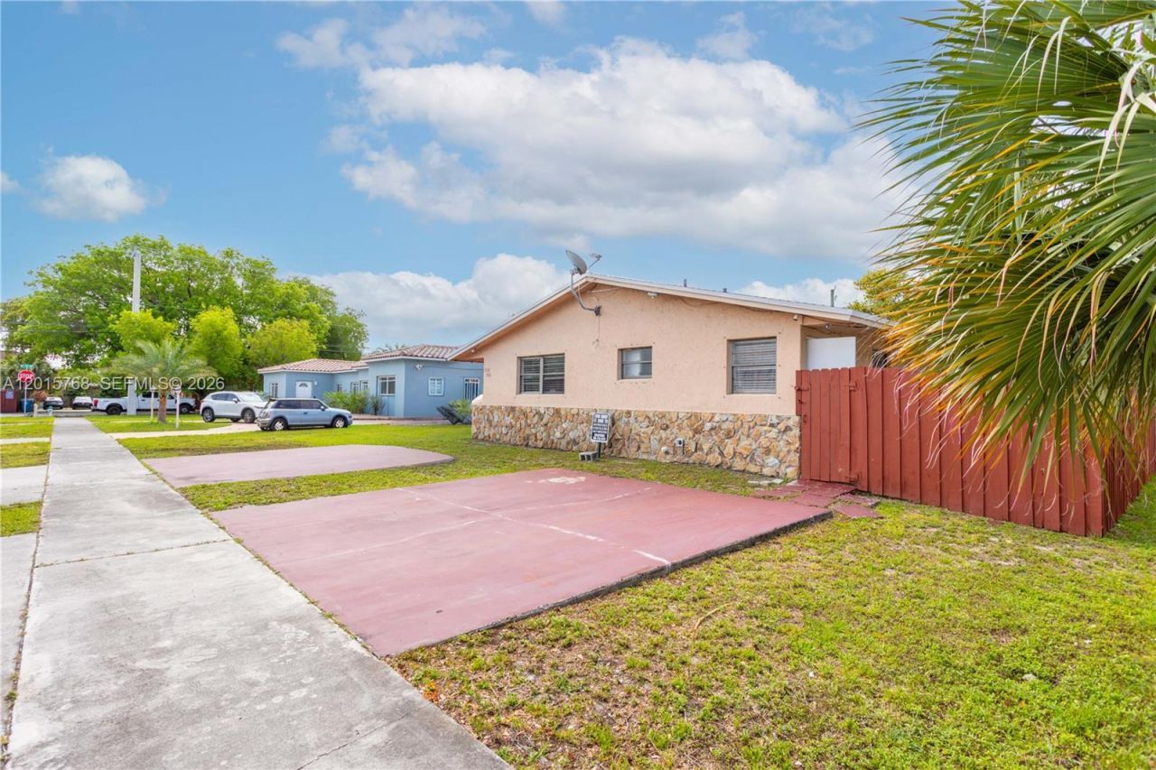 1916 - 1918 Grant Street , Hollywood, FL 33020 Photo