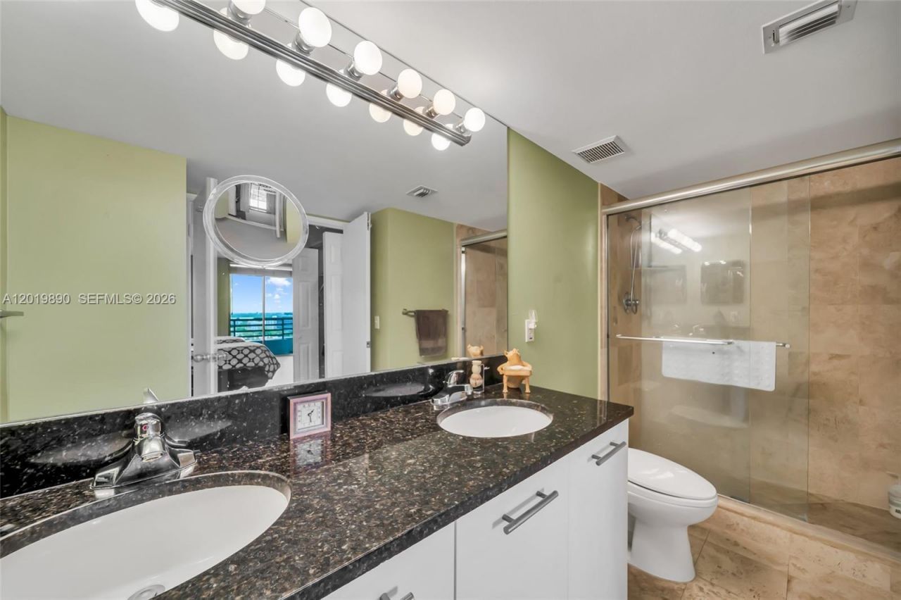 3300 NE 191st St, Unit LP04, Aventura, FL 33180 Photo