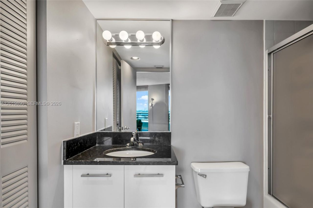 3300 NE 191st St, Unit LP04, Aventura, FL 33180 Photo