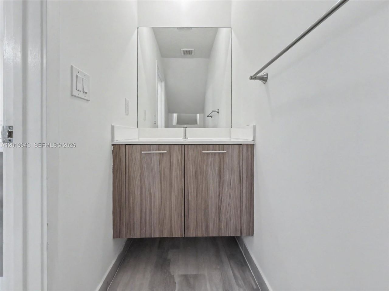 4527 NW 83rd Path, Doral, FL 33166 Photo