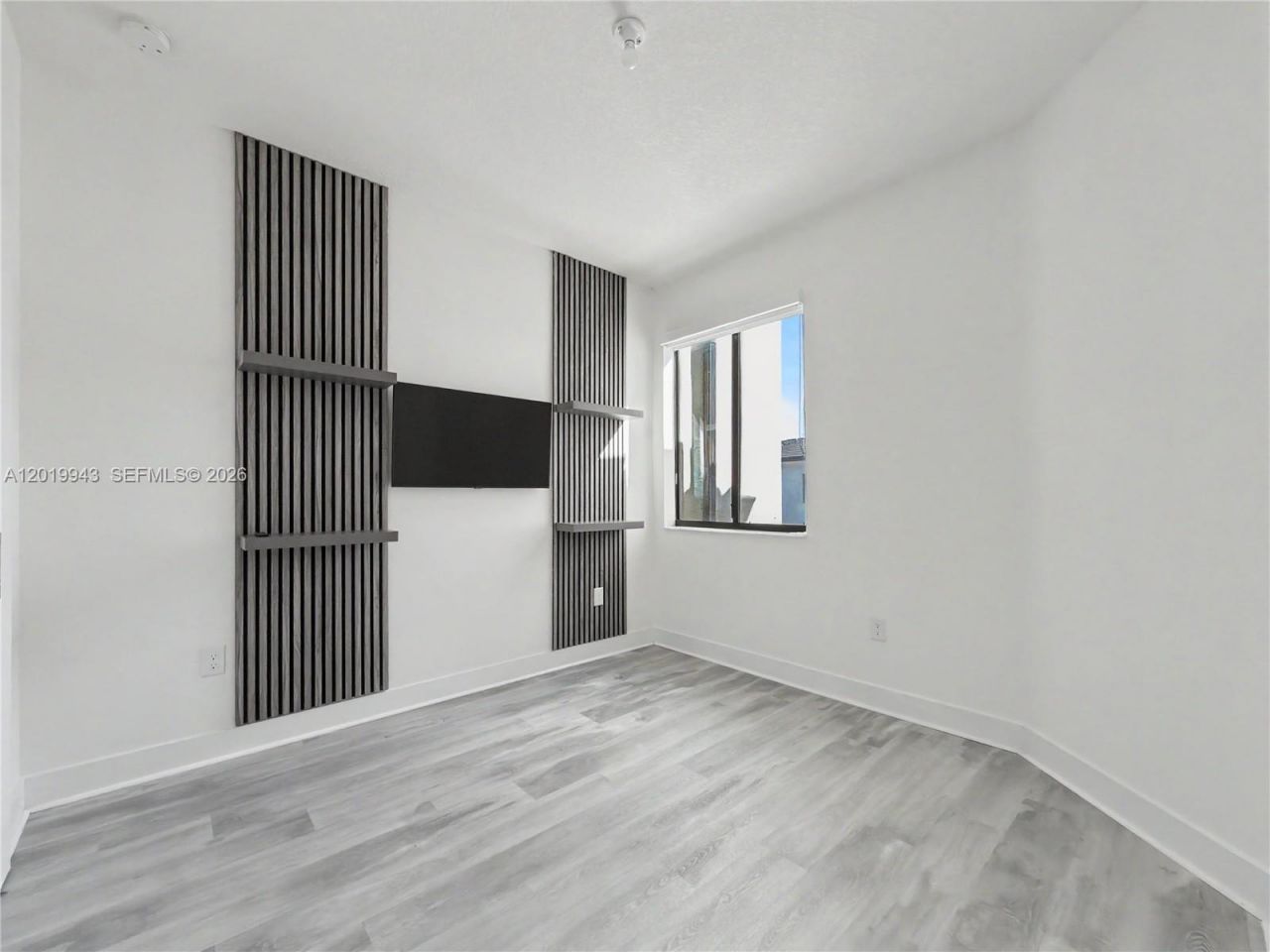 4527 NW 83rd Path, Doral, FL 33166 Photo