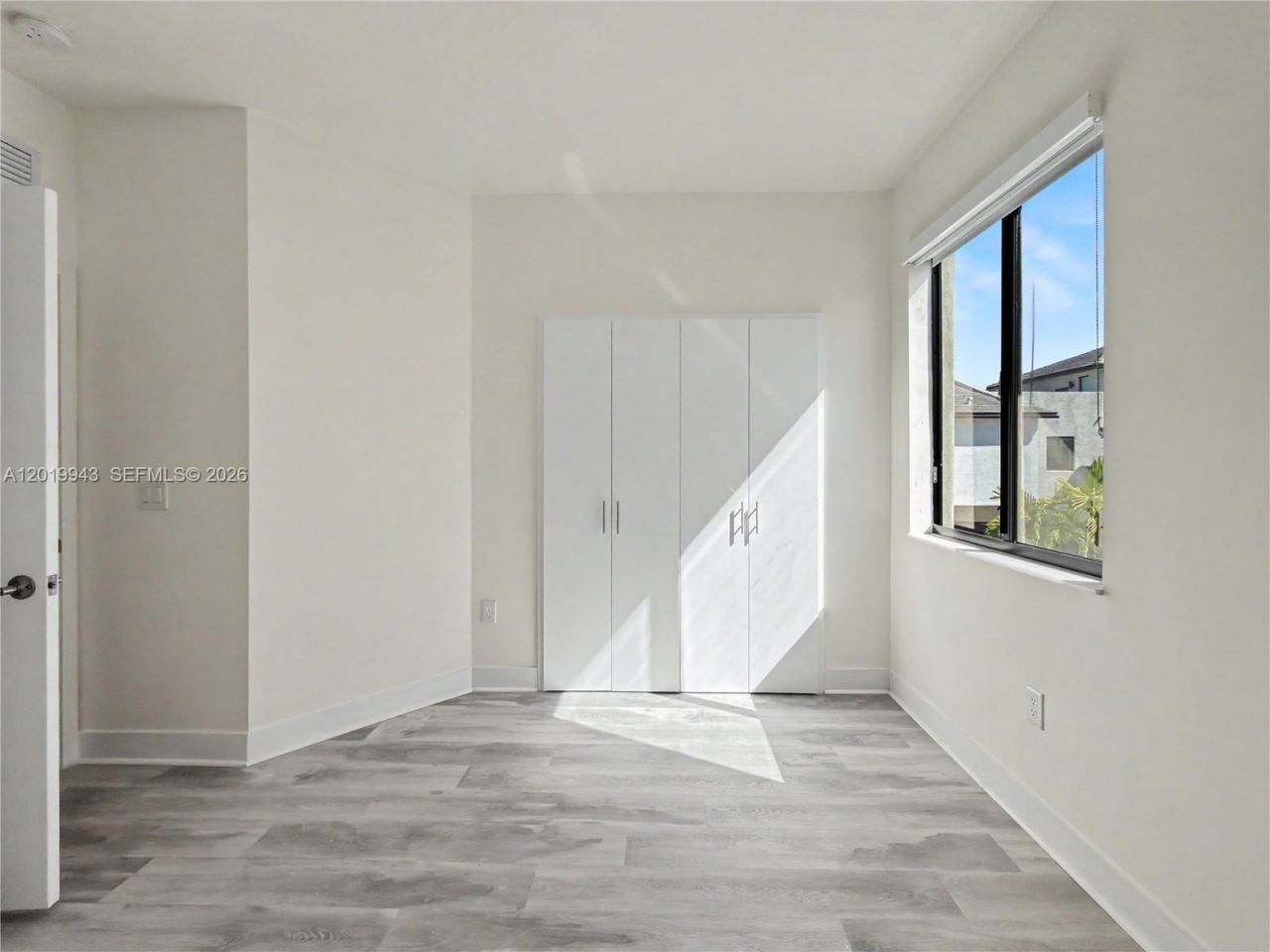 4527 NW 83rd Path, Doral, FL 33166 Photo