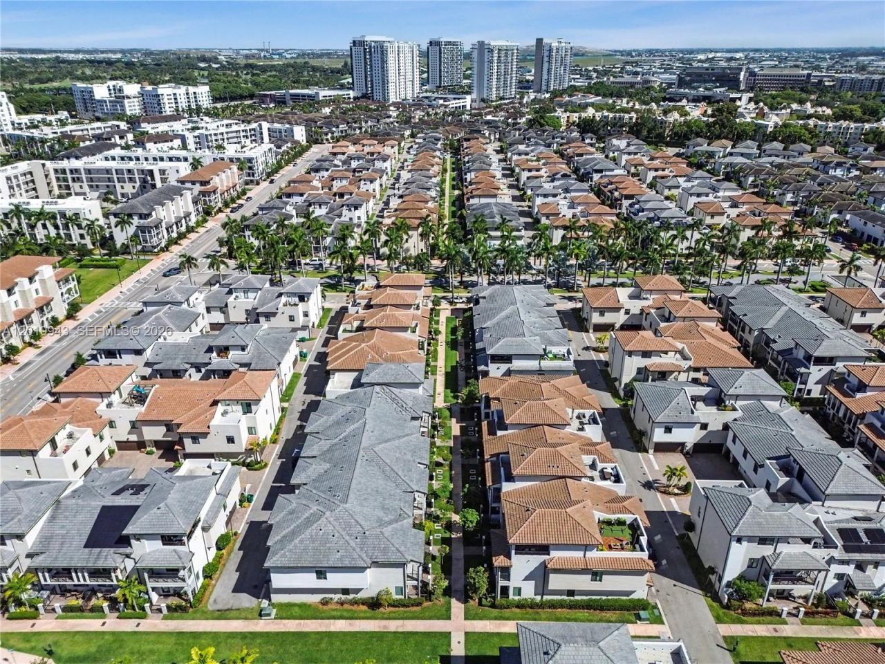 4527 NW 83rd Path, Doral, FL 33166 Photo