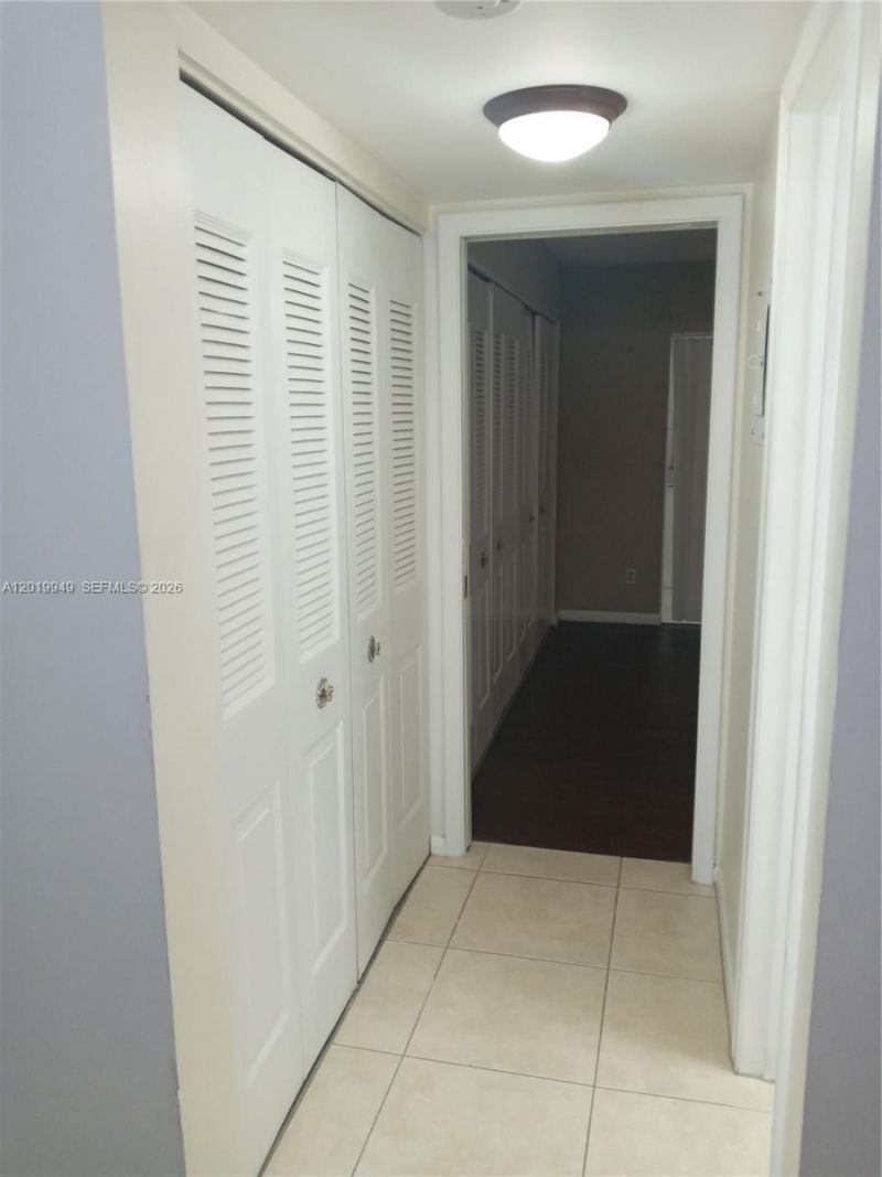 390 Windsor Q , Unit 390, West Palm Beach, FL 33417 Photo