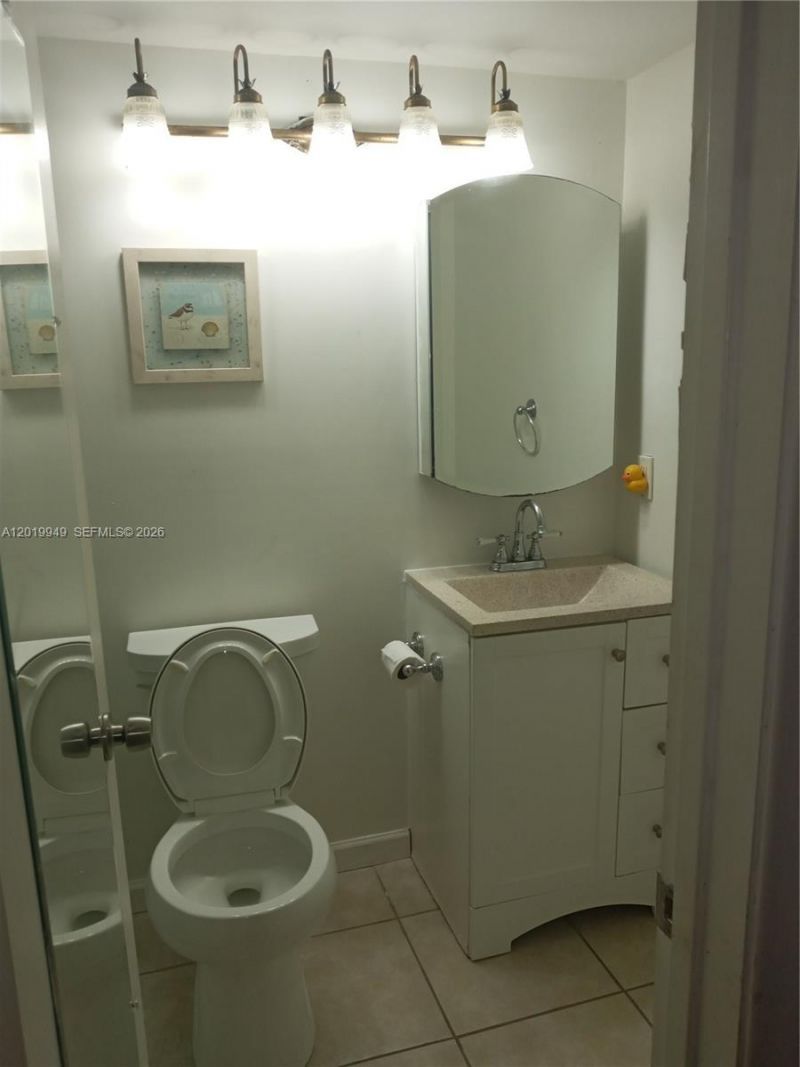 390 Windsor Q , Unit 390, West Palm Beach, FL 33417 Photo