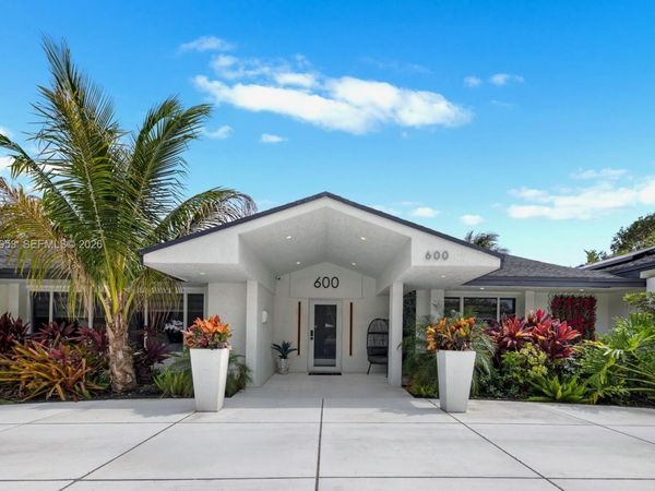 600 NE 4th St , Pompano Beach, FL 33060
