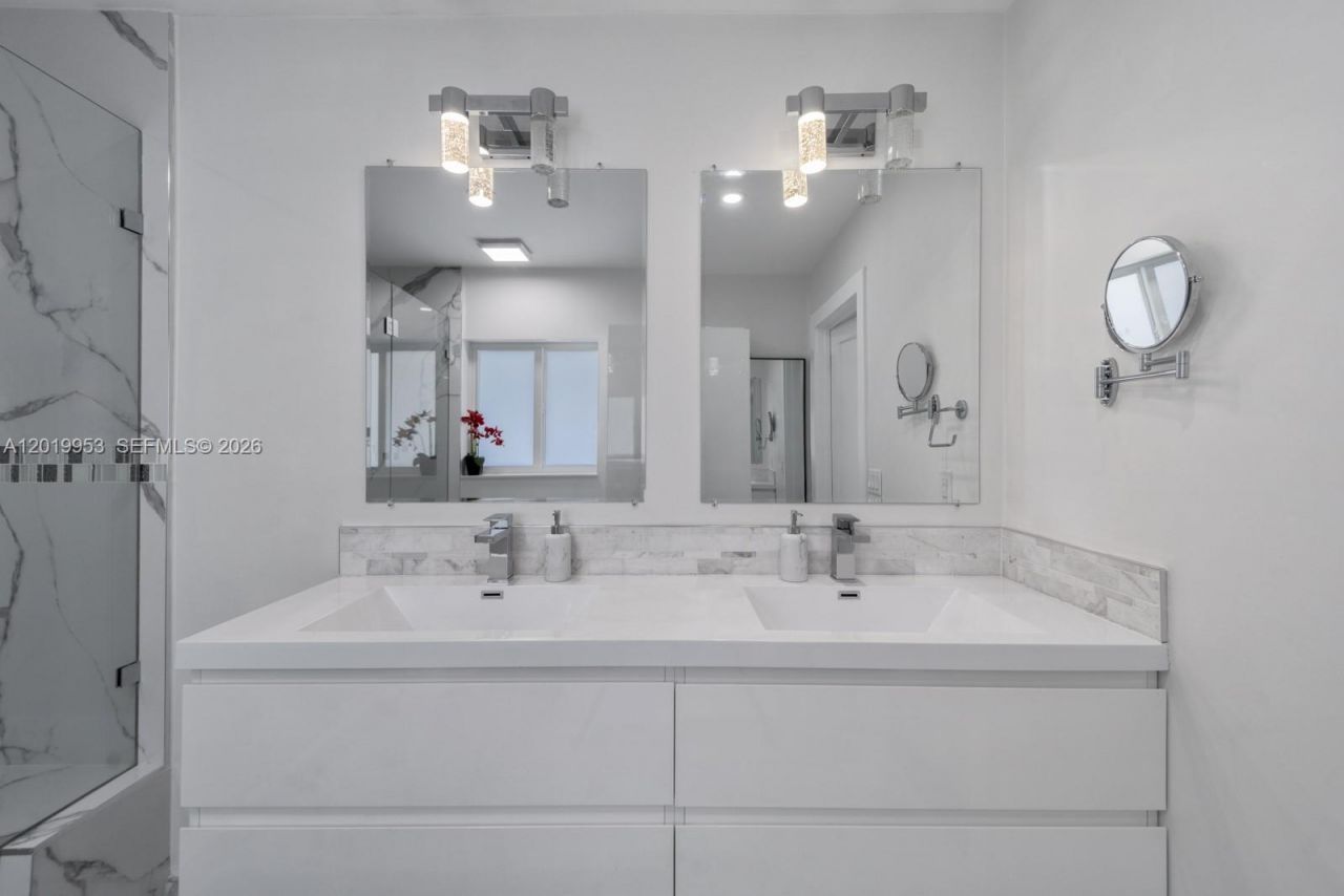 600 NE 4th St , Pompano Beach, FL 33060 Photo