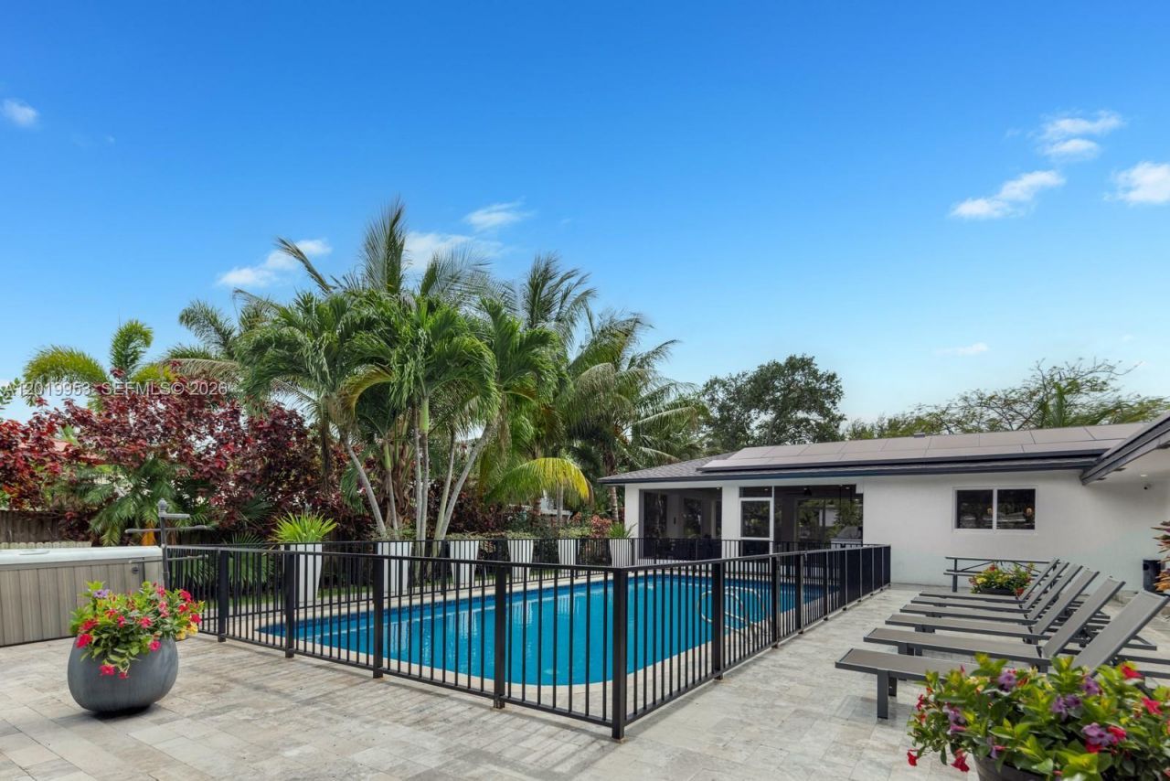 600 NE 4th St , Pompano Beach, FL 33060 Photo