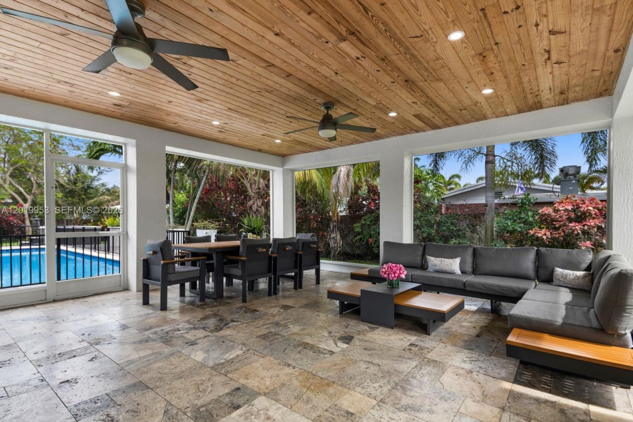 600 NE 4th St , Pompano Beach, FL 33060 Photo
