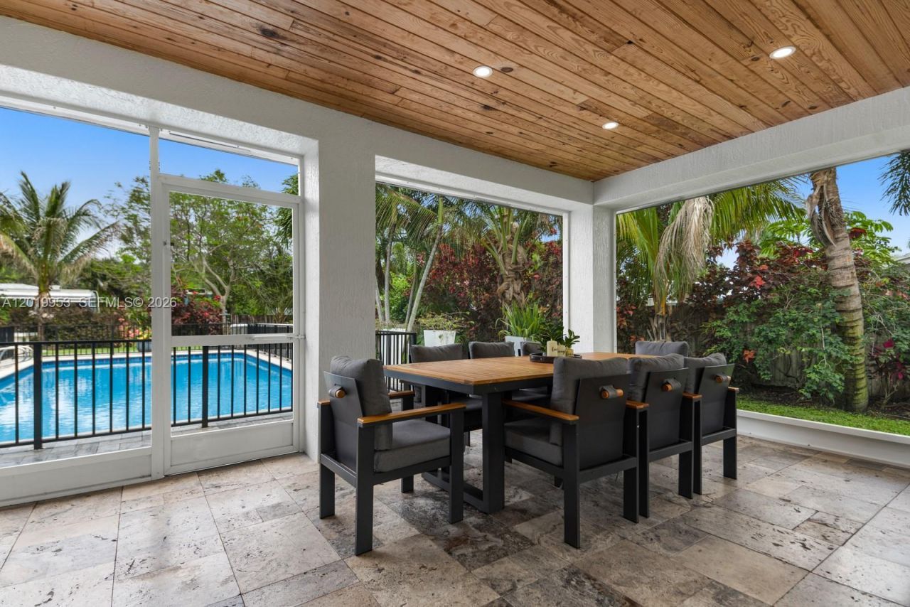 600 NE 4th St , Pompano Beach, FL 33060 Photo