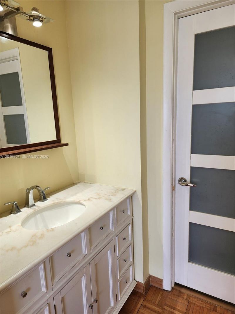 3161 S Ocean Dr , Unit 903, Hallandale Beach, FL 33009 Photo