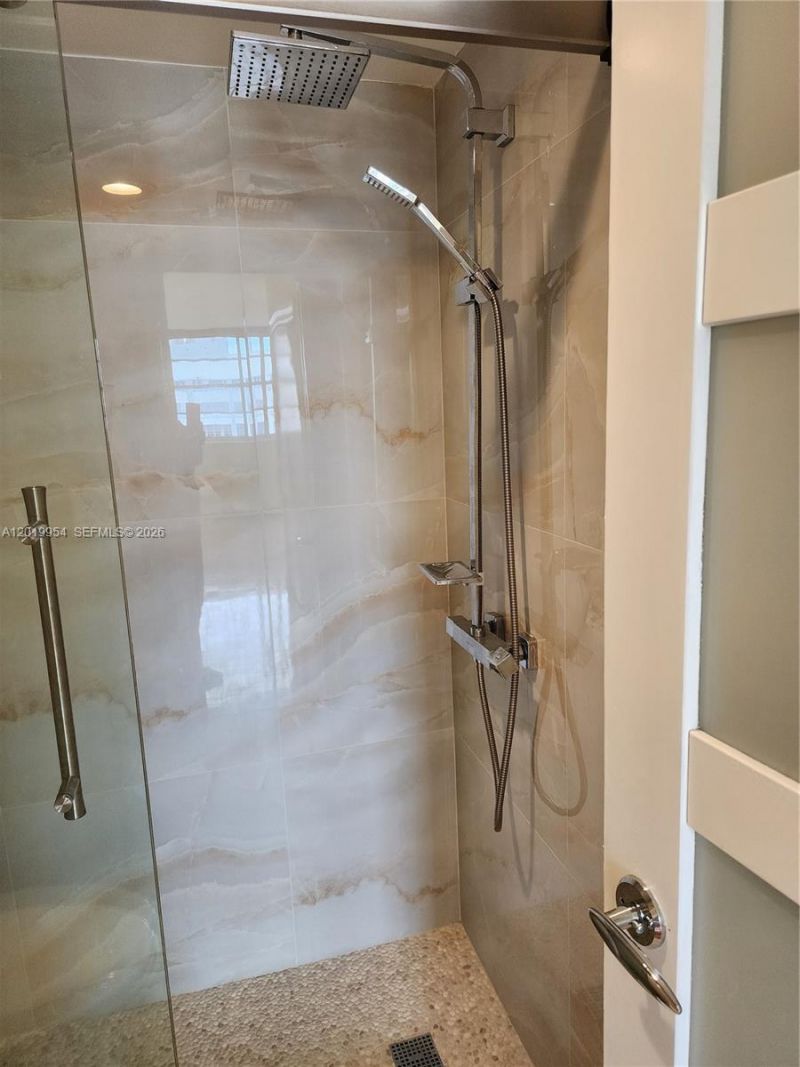 3161 S Ocean Dr , Unit 903, Hallandale Beach, FL 33009 Photo