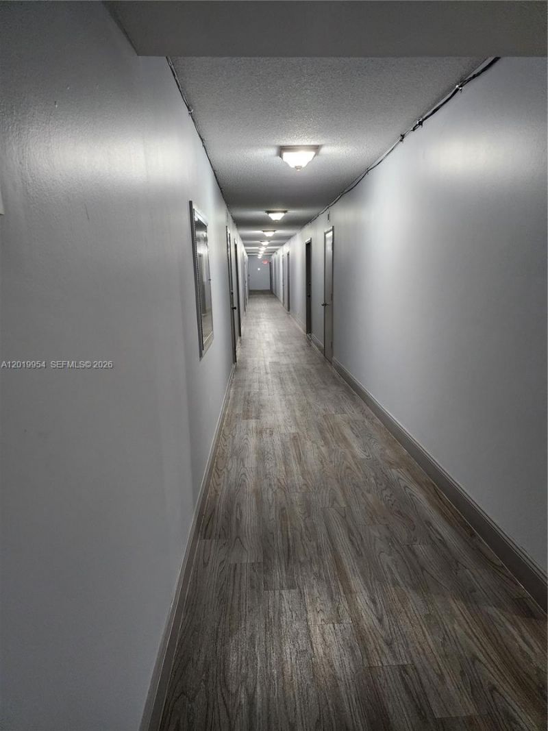 3161 S Ocean Dr , Unit 903, Hallandale Beach, FL 33009 Photo
