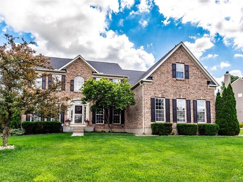 318 Countryside Drive, Lebanon, OH 45036 Photo 2